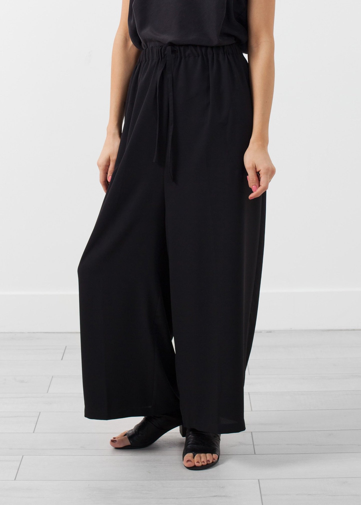 Jen Pant Ivan Grundahl