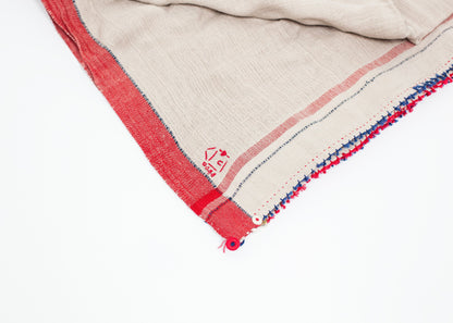 Fringed Textile Pero