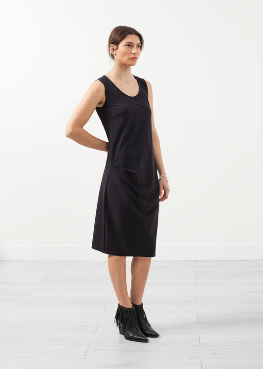 Sleeveless Fitted Dress Hovman