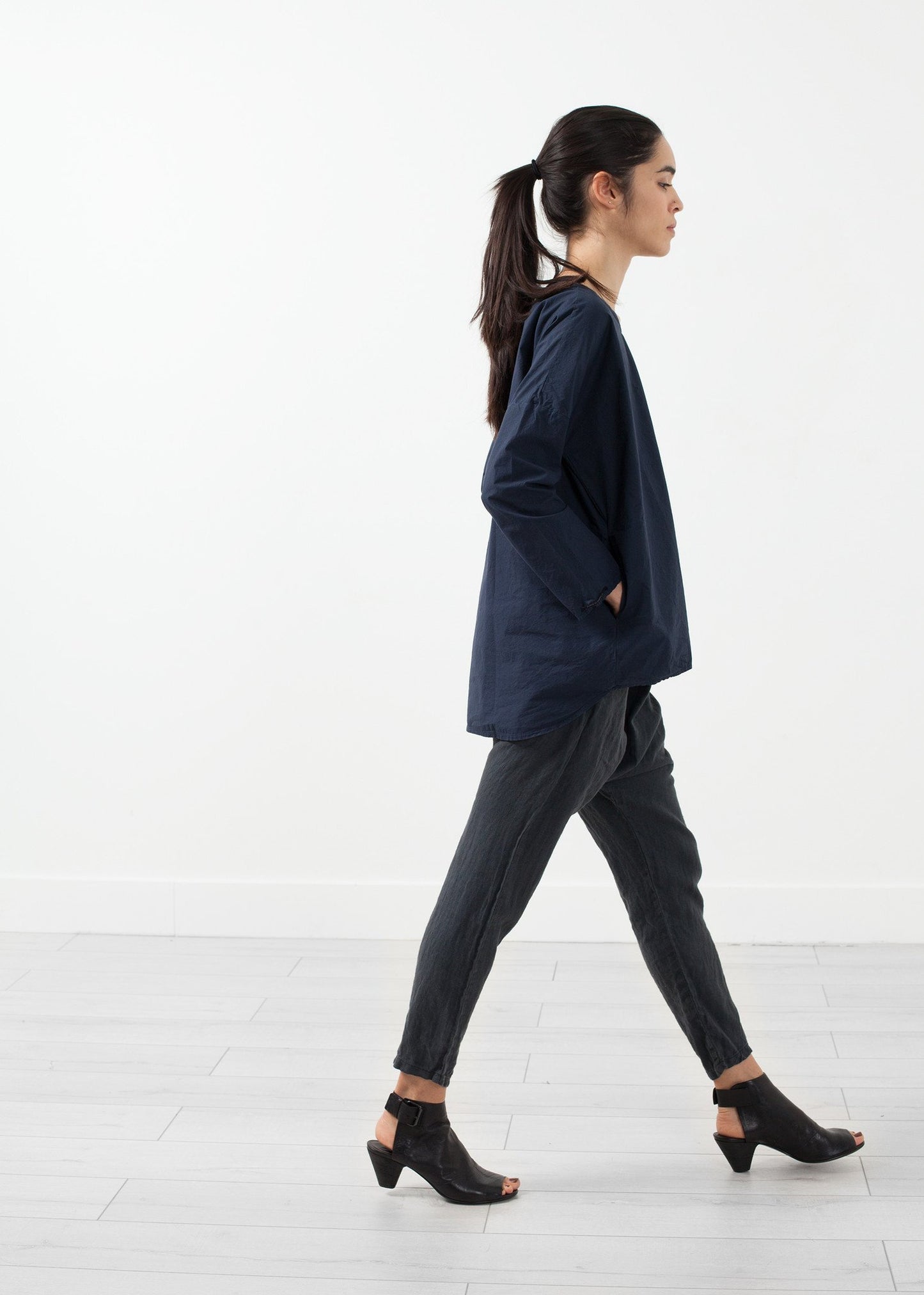 Cross Trouser Album di Famiglia