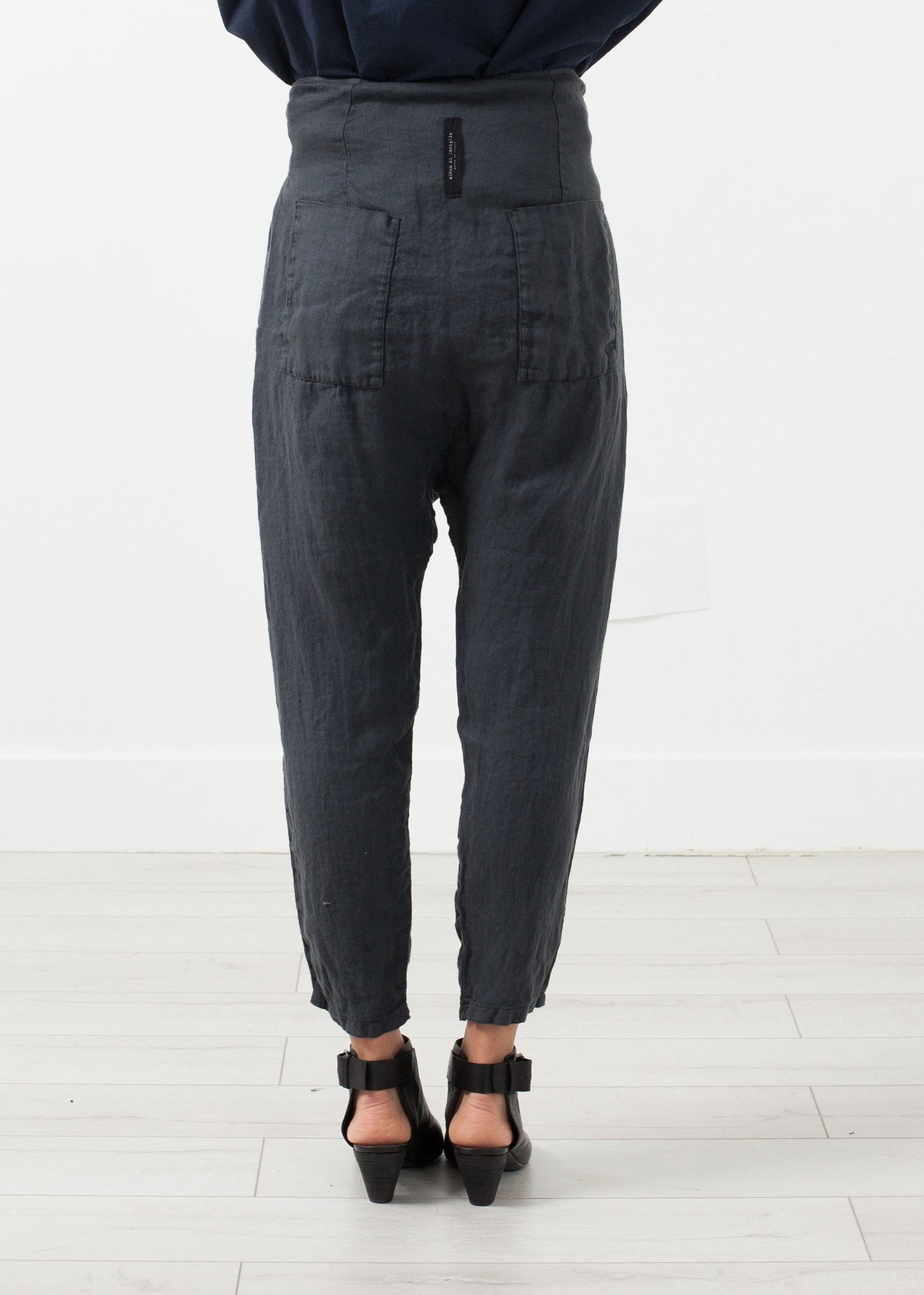 Cross Trouser Album di Famiglia