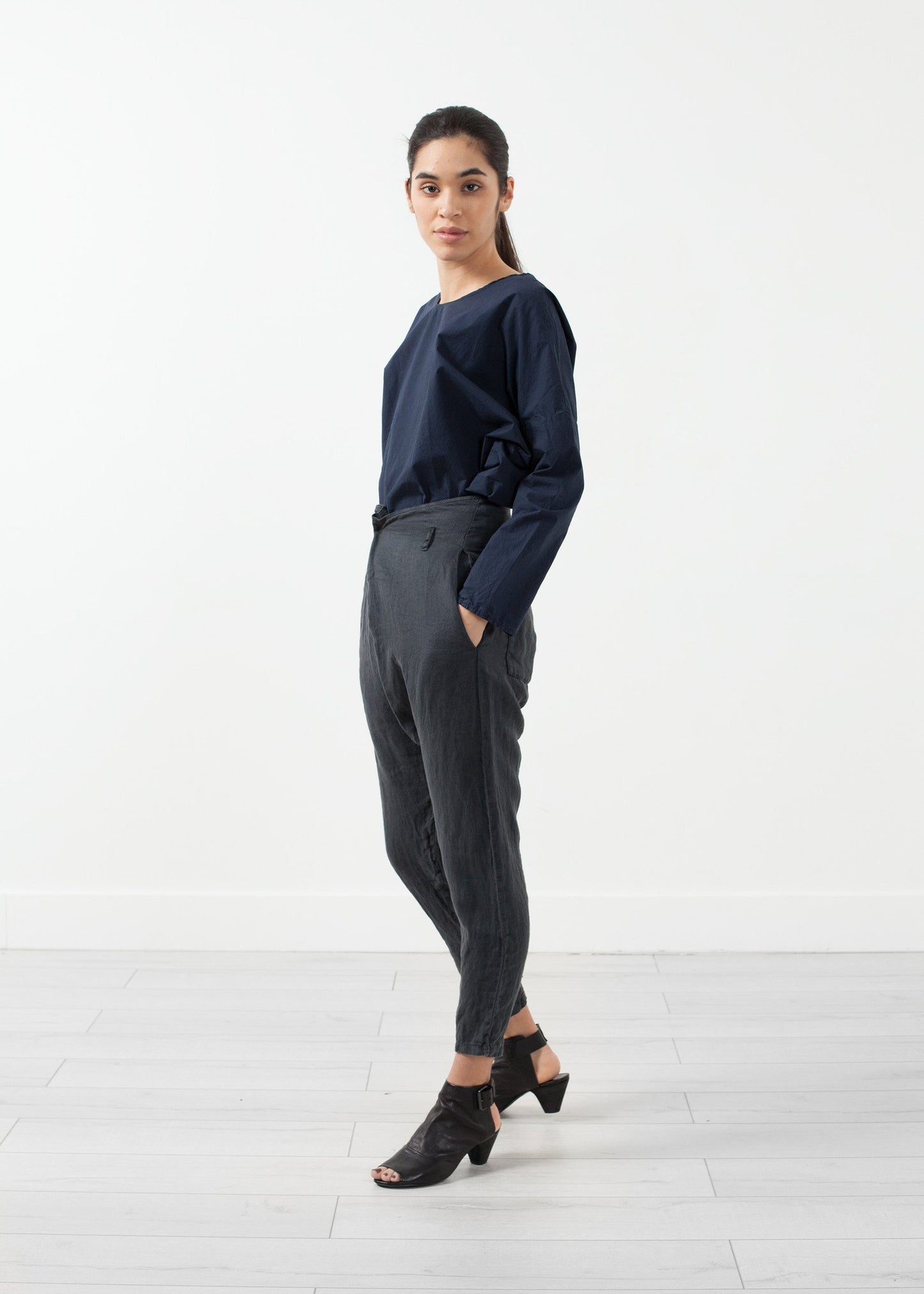 Cross Trouser Album di Famiglia