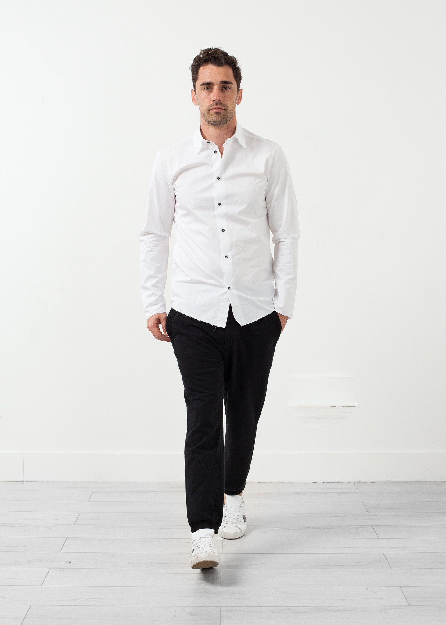 Moun Button Up Hannes Roether