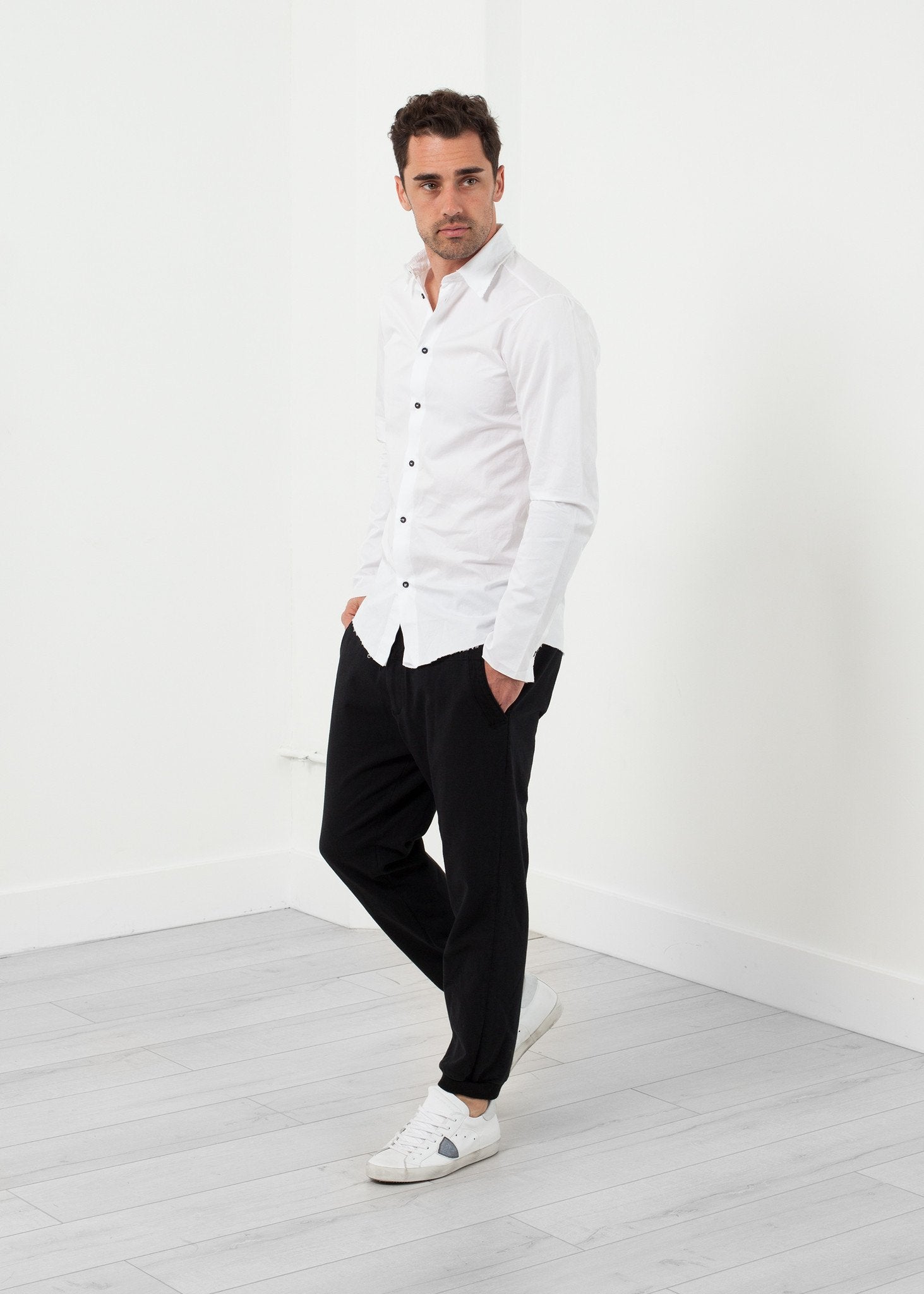 Moun Button Up Hannes Roether