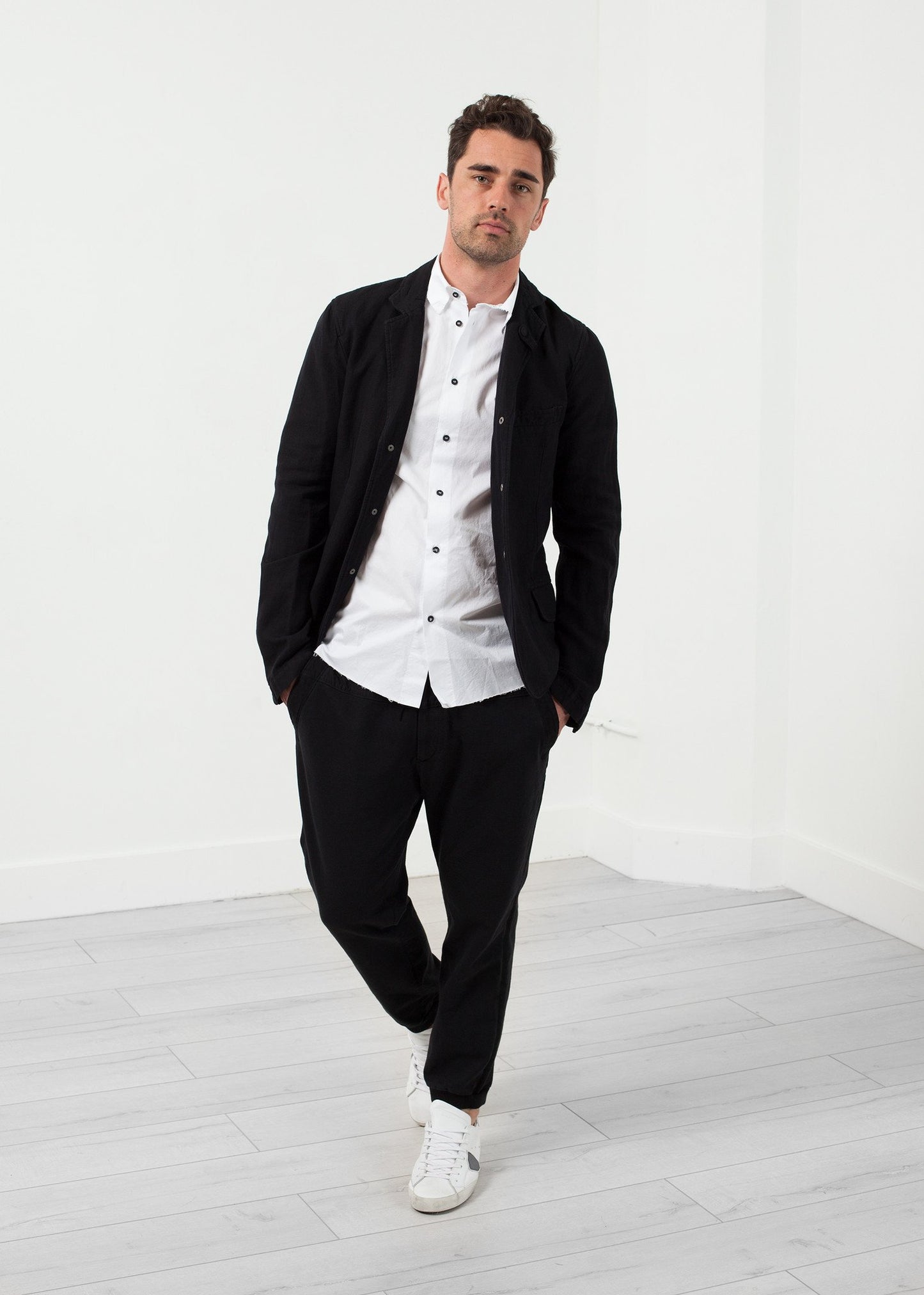 Moun Button Up Hannes Roether