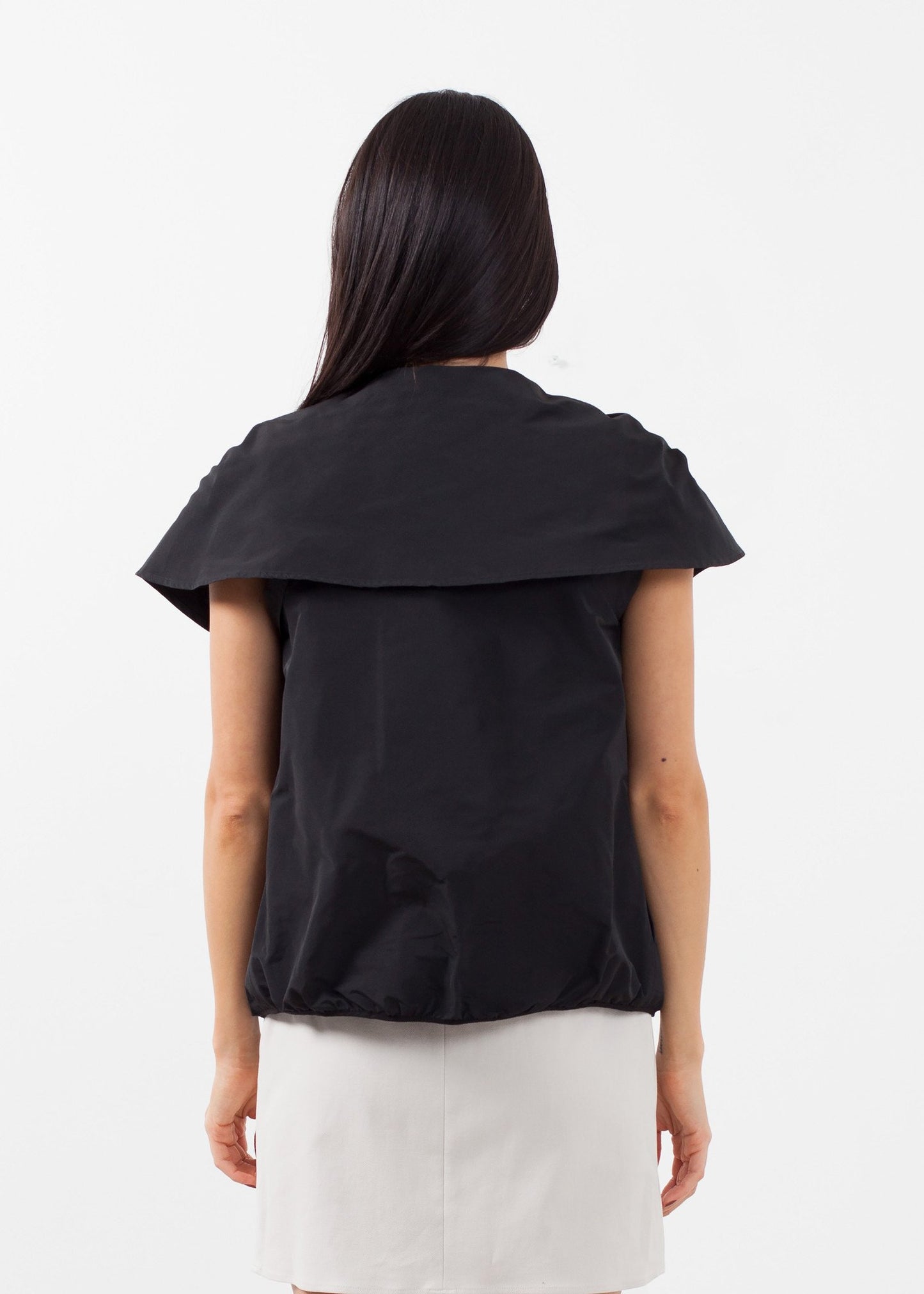Sleeveless Cape Jacket Hache