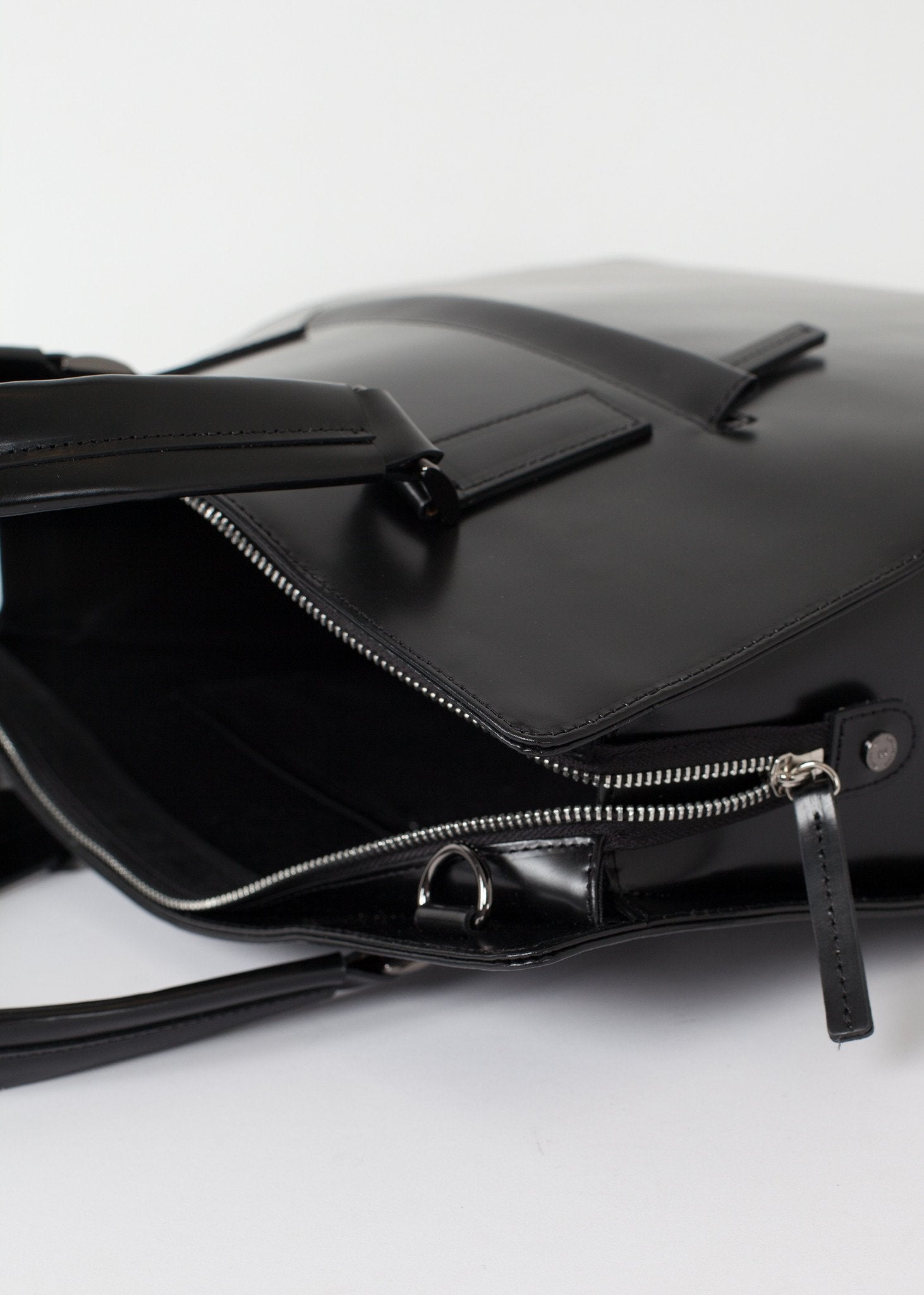 Vertical Tote Bedford 11th