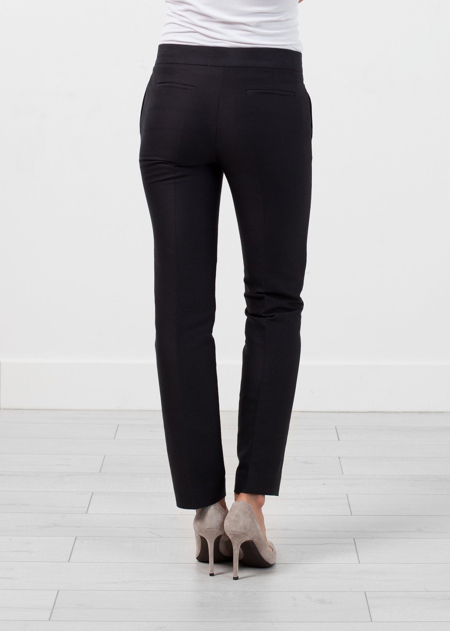 Straight Seam Trouser in Black Ter et Bantine