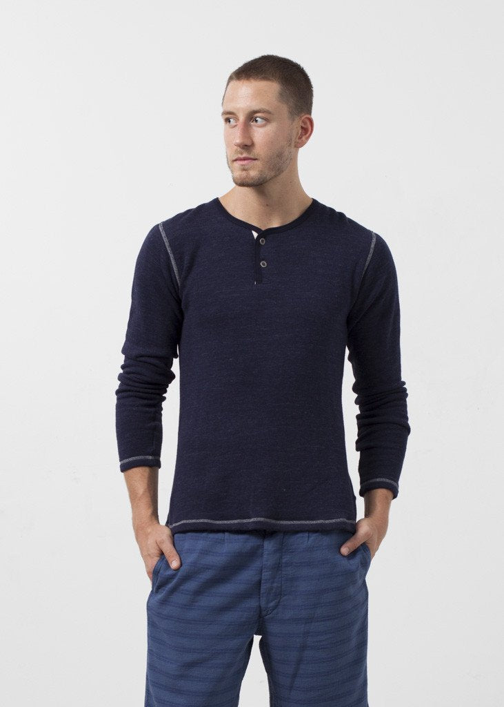 Two Button Henley Hansen