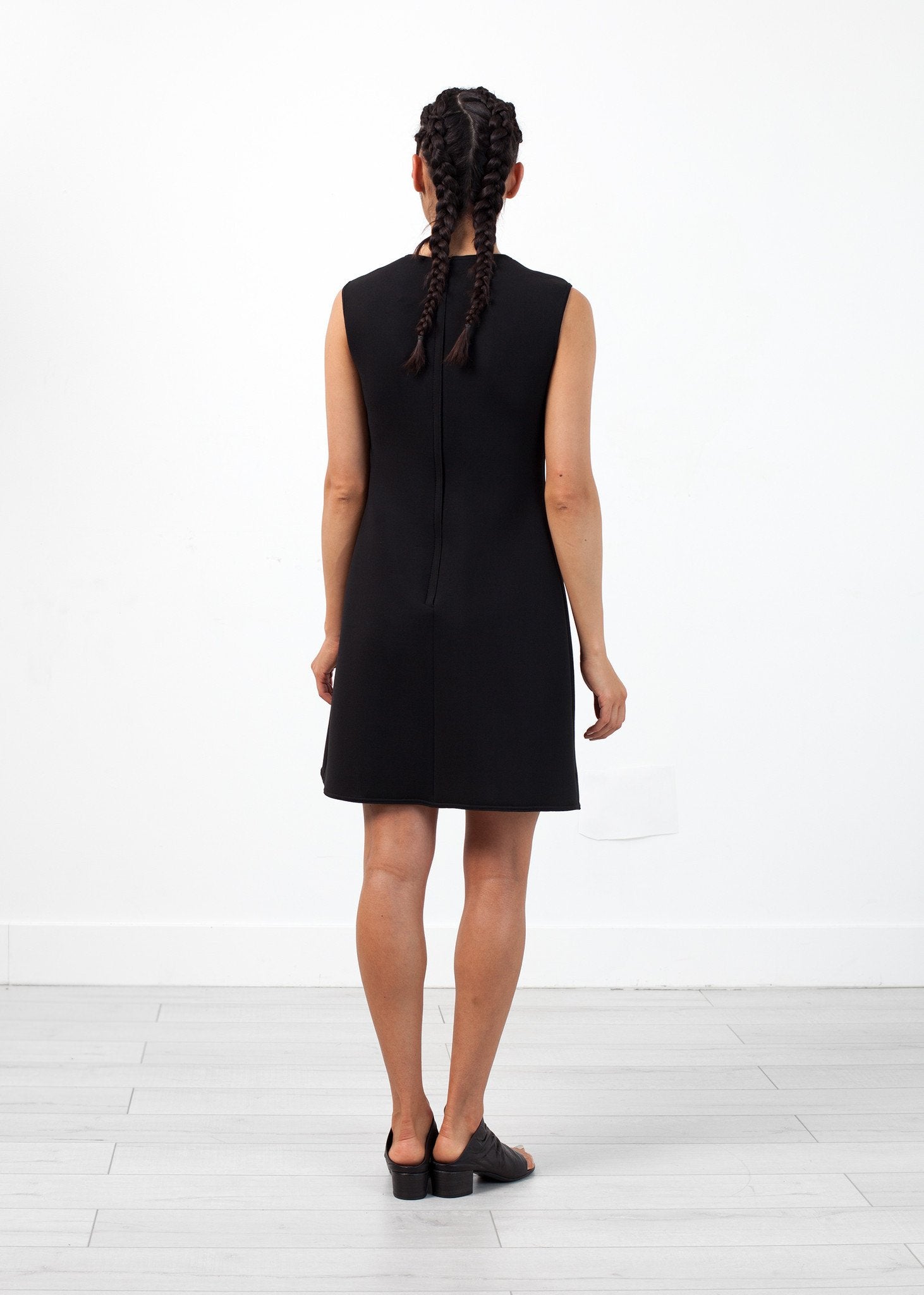 Neoprene Flower Dress in Black Ter et Bantine