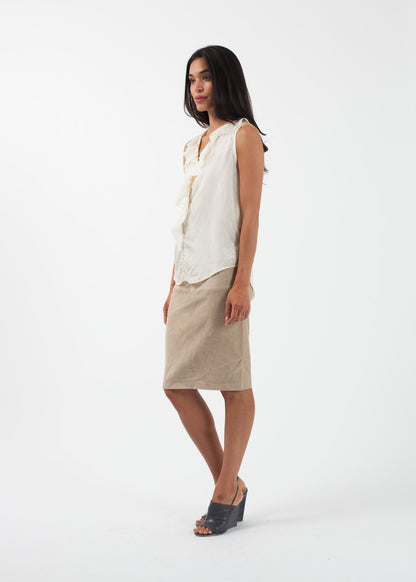 Ruffle Top Pip-Squeak Chapeau