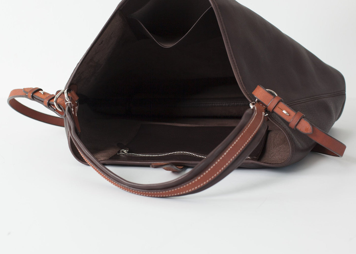 Pretty Grooming Bag Guibert