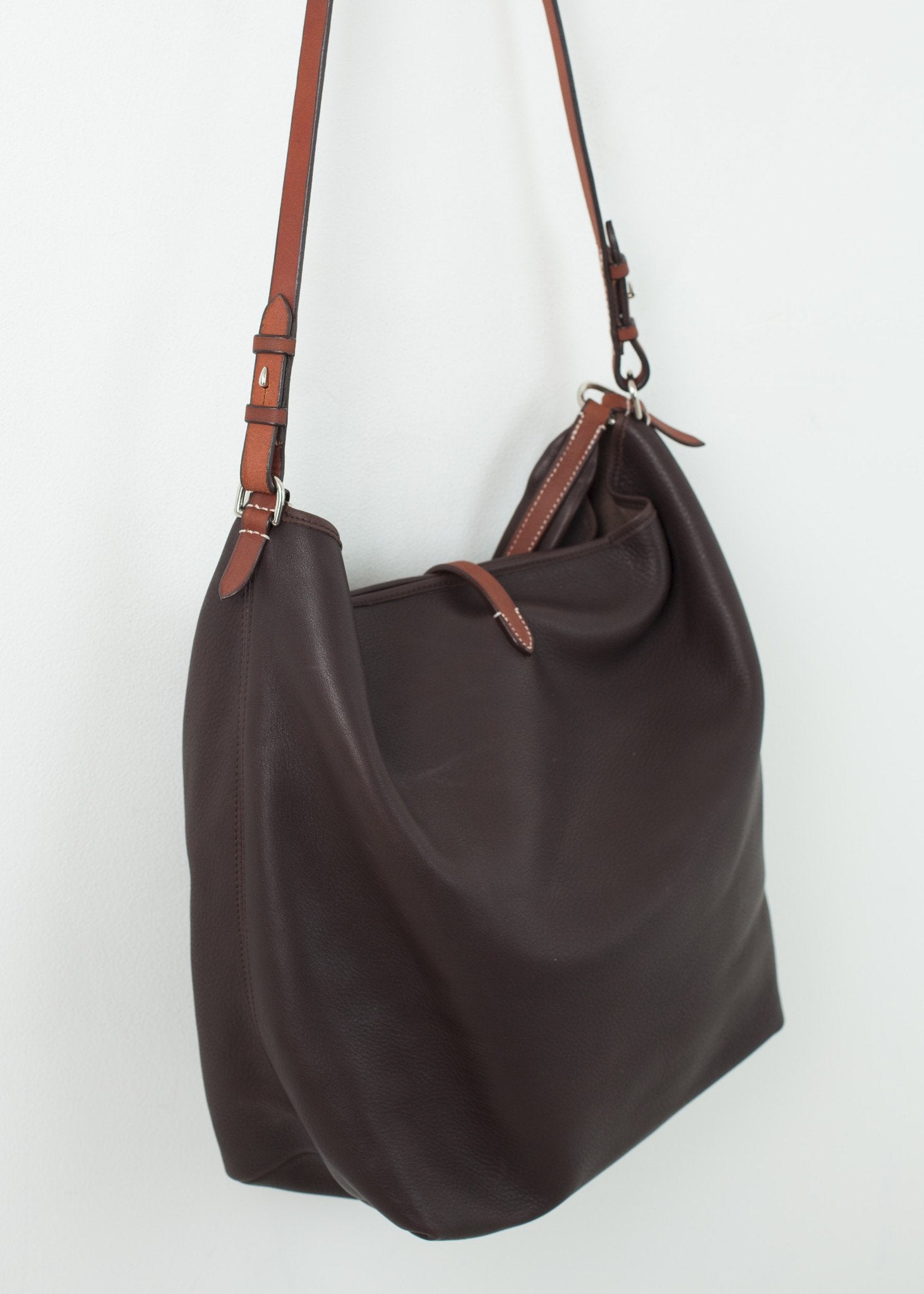 Pretty Grooming Bag Guibert