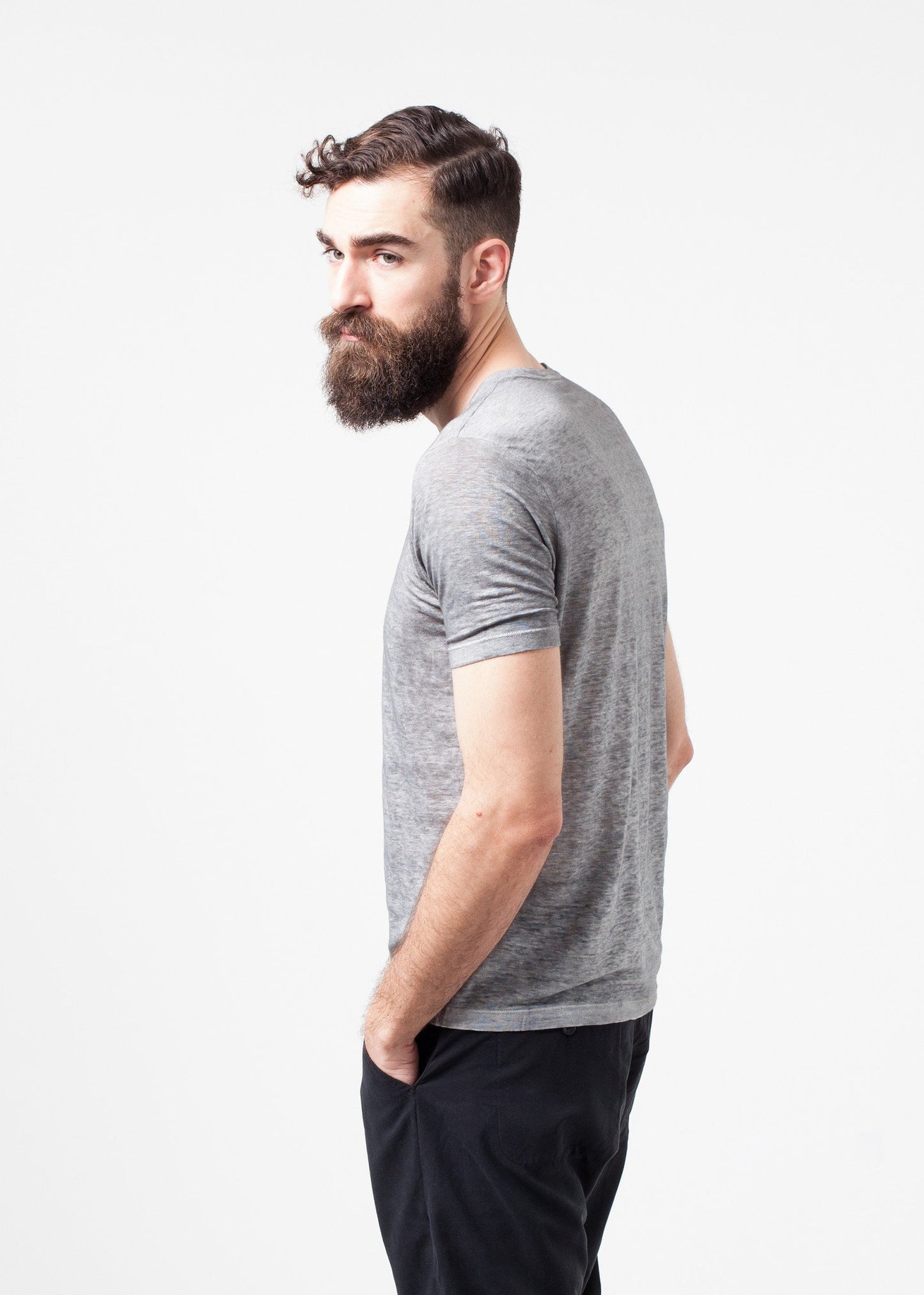 Linen T-shirt in Dolphin Avant Toi