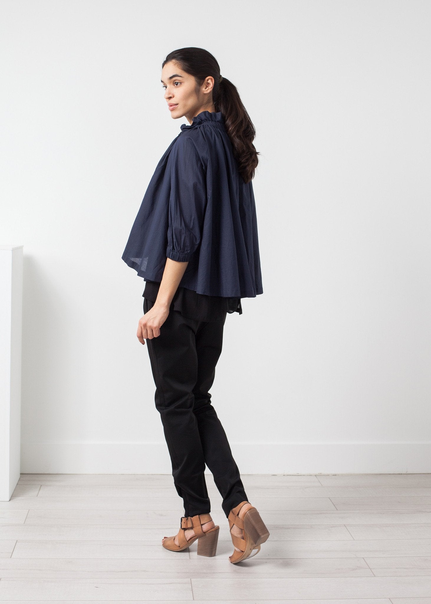 Ruffled Cabin Top Yoshi Kondo