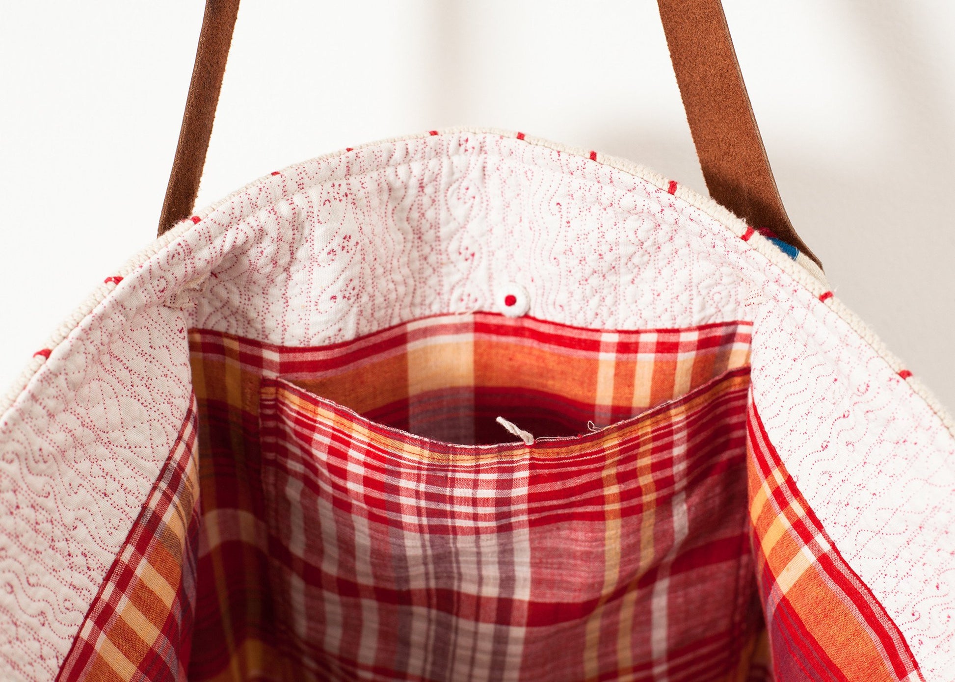 Woven Oversized Tote in Red Stripe Pero