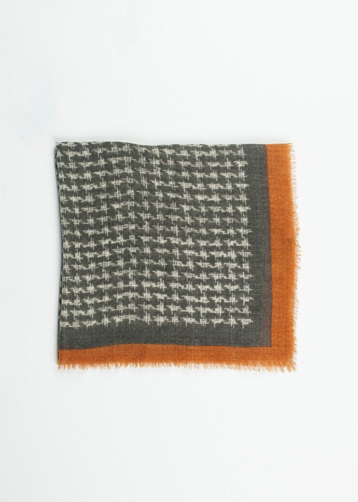 Houndstooth Square in Slate Epice