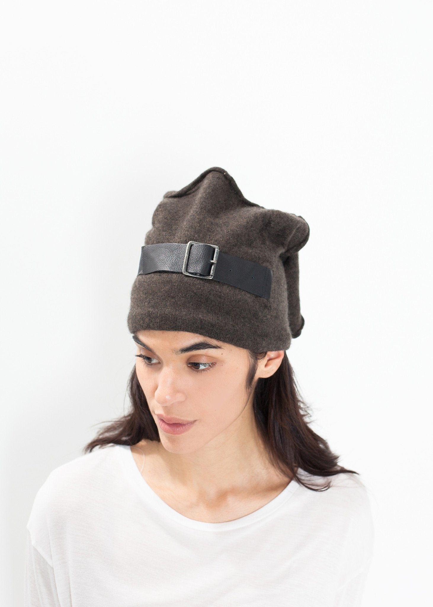 Buckle Cap in Felt Rundholz