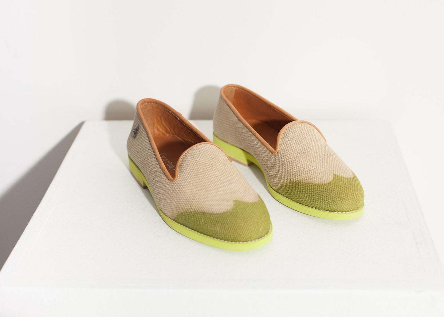 Wingtip Loafer in Lime Verba