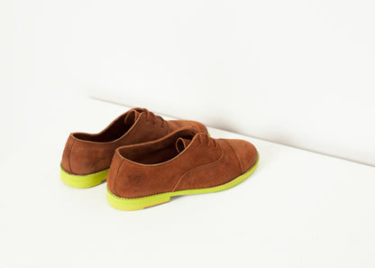 Suede Oxford in Natural/Lime Verba