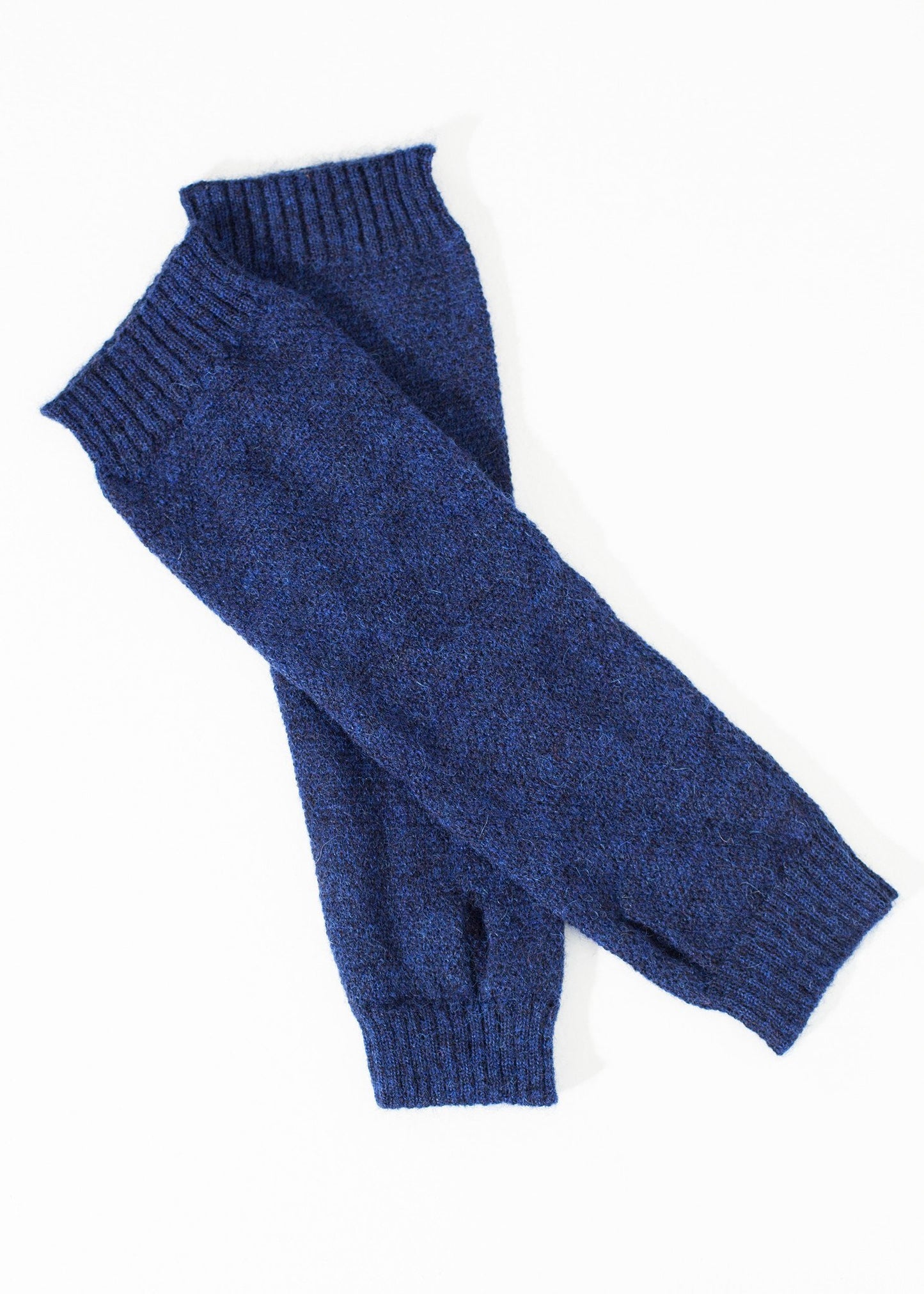 Pikki Mittens in Blue Lilith
